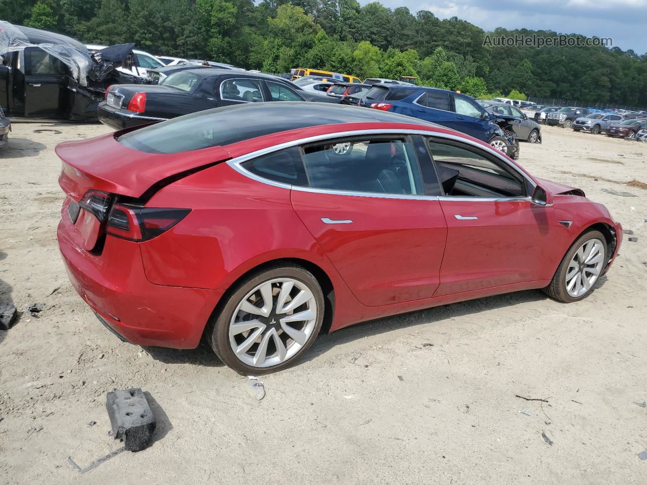 2019 Tesla Model 3  Red vin: 5YJ3E1EA6KF402129