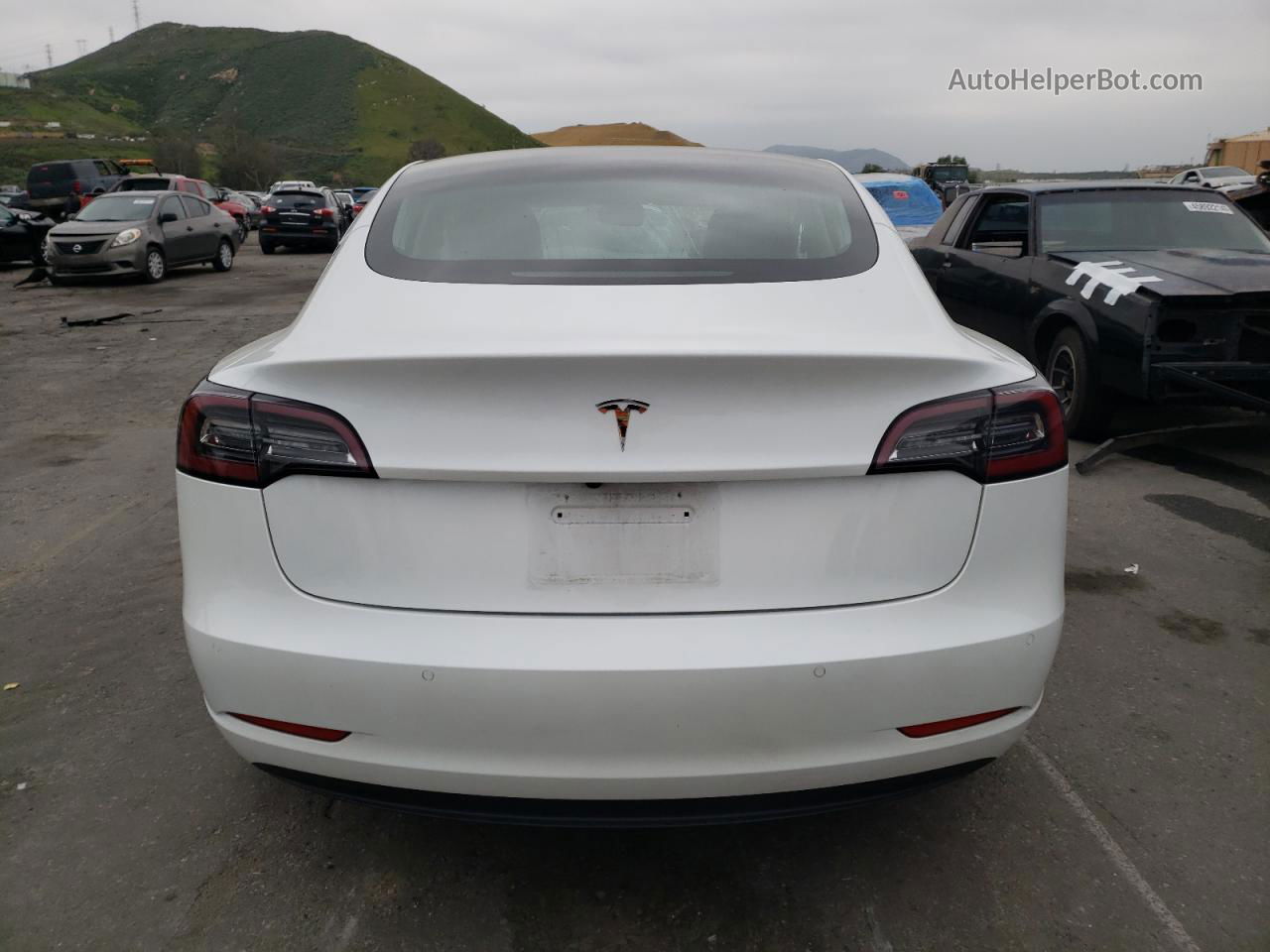 2020 Tesla Model 3  White vin: 5YJ3E1EA6LF658997