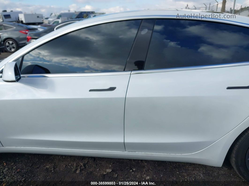 2020 Tesla Model 3 Standard Range Plus Rear-wheel Drive/standard Range Rear-wheel Drive White vin: 5YJ3E1EA6LF706241