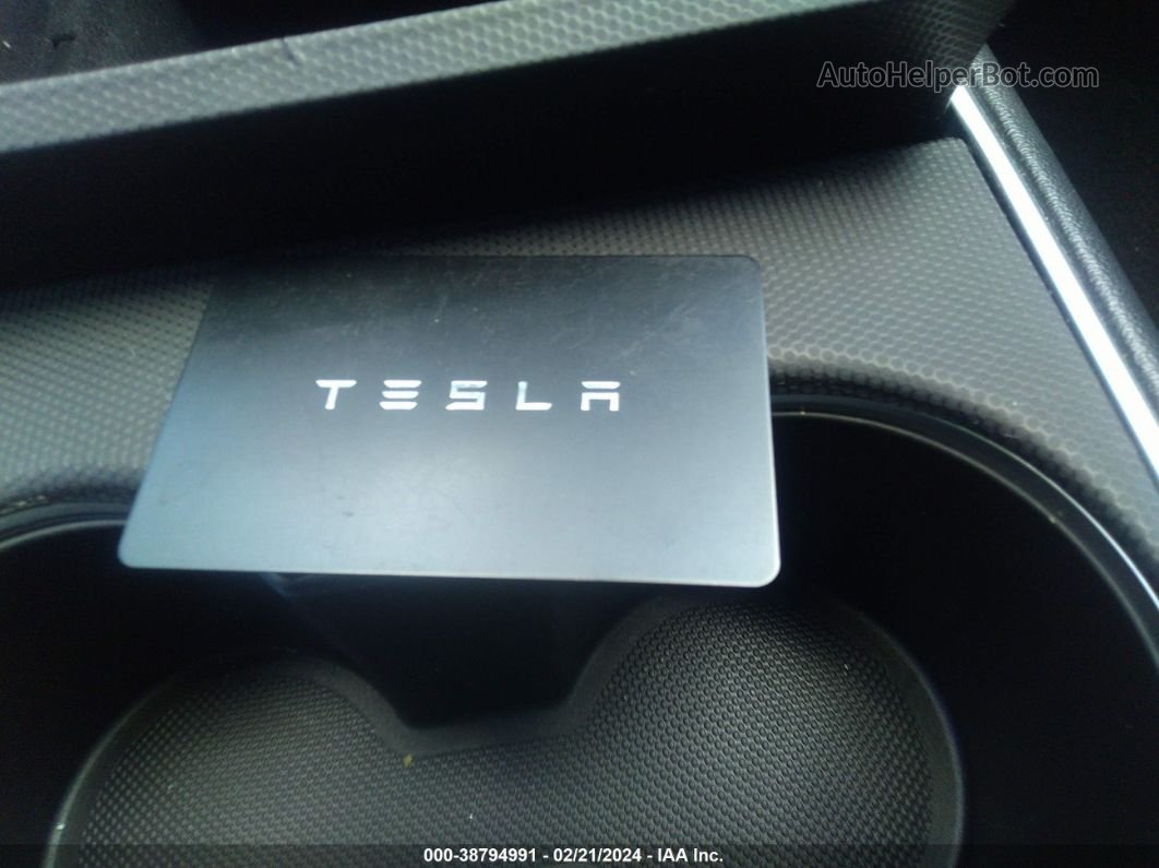 2020 Tesla Model 3 Standard Range Plus Rear-wheel Drive/standard Range Rear-wheel Drive Белый vin: 5YJ3E1EA6LF740275