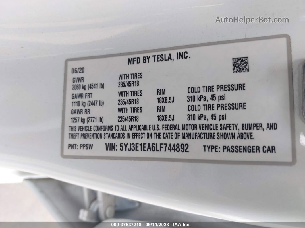 2020 Tesla Model 3 Standard Range White vin: 5YJ3E1EA6LF744892