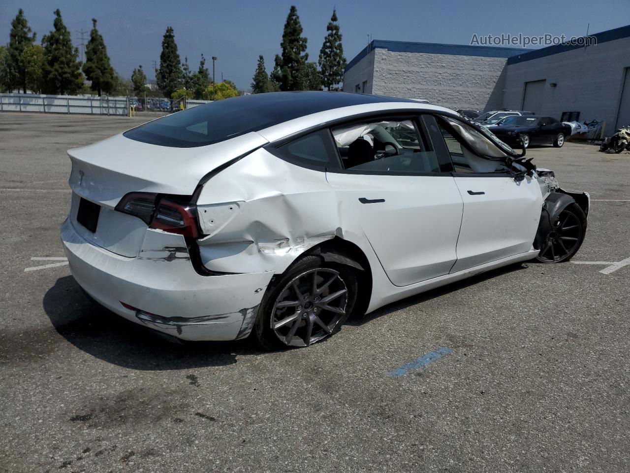 2022 Tesla Model 3  White vin: 5YJ3E1EA6NF306053