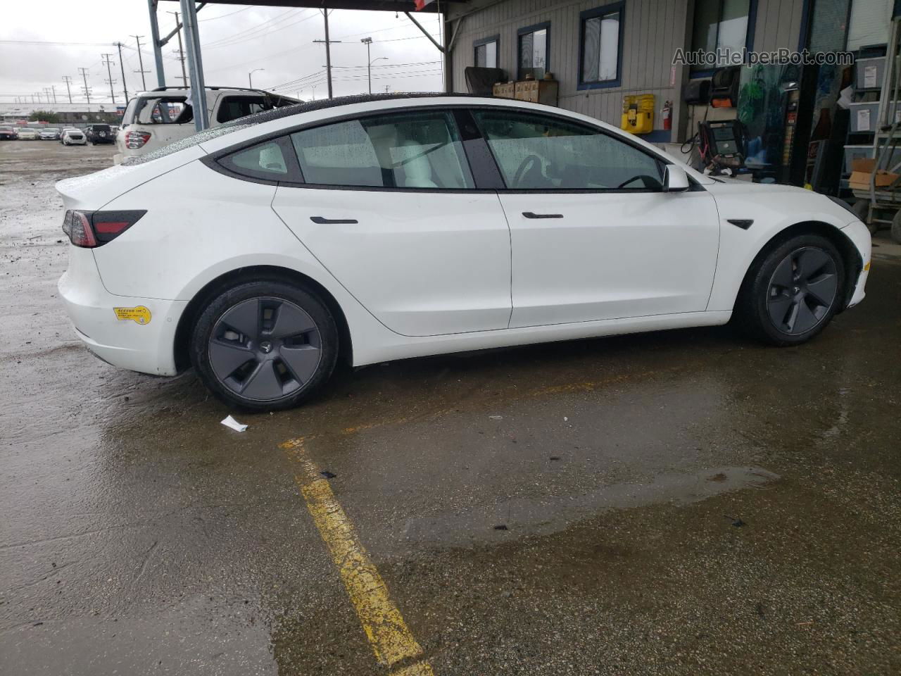 2022 Tesla Model 3  White vin: 5YJ3E1EA6NF321815