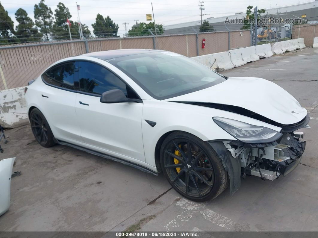 2018 Tesla Model 3 Long Range/mid Range White vin: 5YJ3E1EA7JF007584