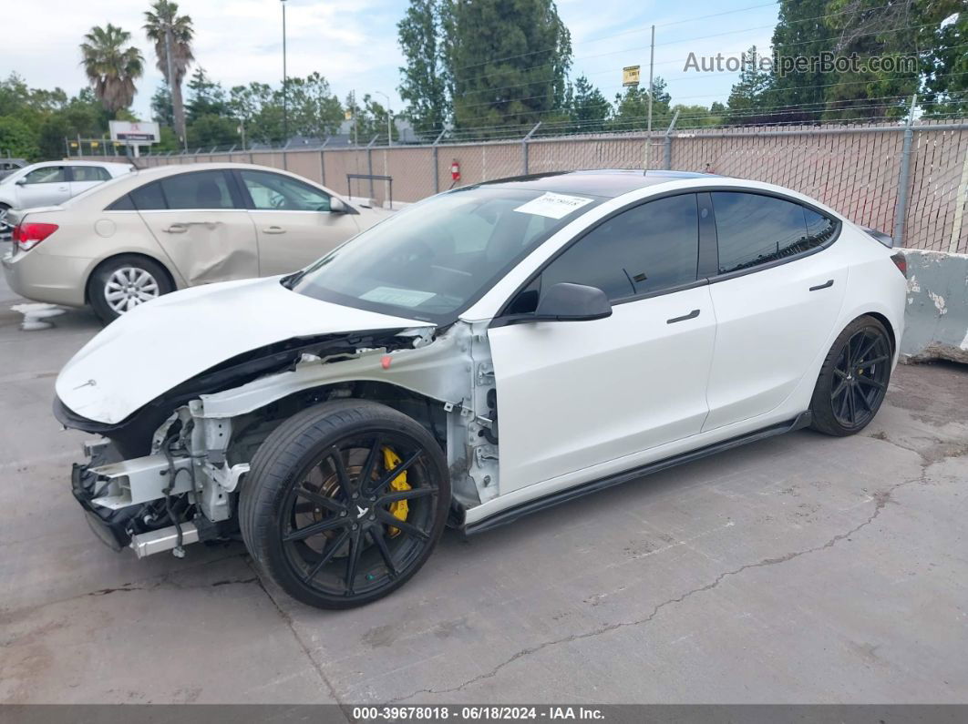 2018 Tesla Model 3 Long Range/mid Range White vin: 5YJ3E1EA7JF007584