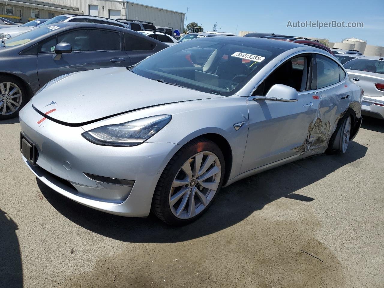2018 Tesla Model 3  Серебряный vin: 5YJ3E1EA7JF017886