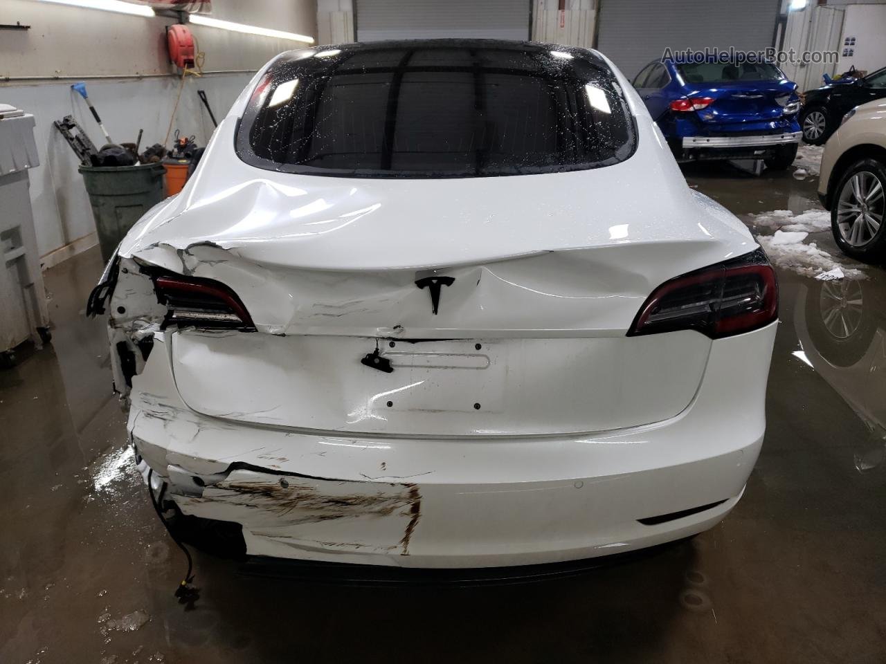 2018 Tesla Model 3  White vin: 5YJ3E1EA7JF031271