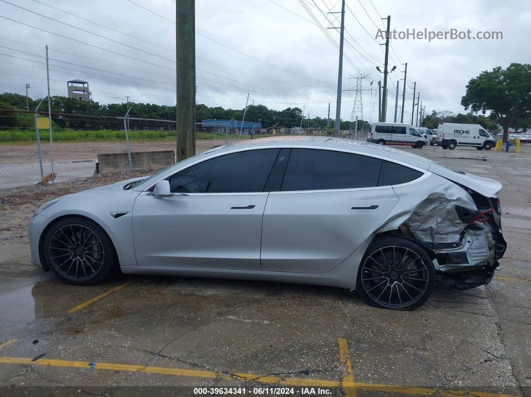 2018 Tesla Model 3 Long Range/mid Range Silver vin: 5YJ3E1EA7JF060799