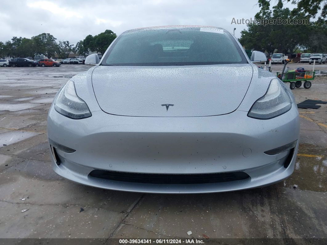 2018 Tesla Model 3 Long Range/mid Range Silver vin: 5YJ3E1EA7JF060799