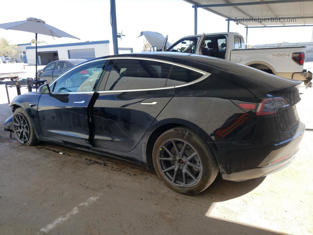 2018 Tesla Model 3  Black vin: 5YJ3E1EA7JF157047