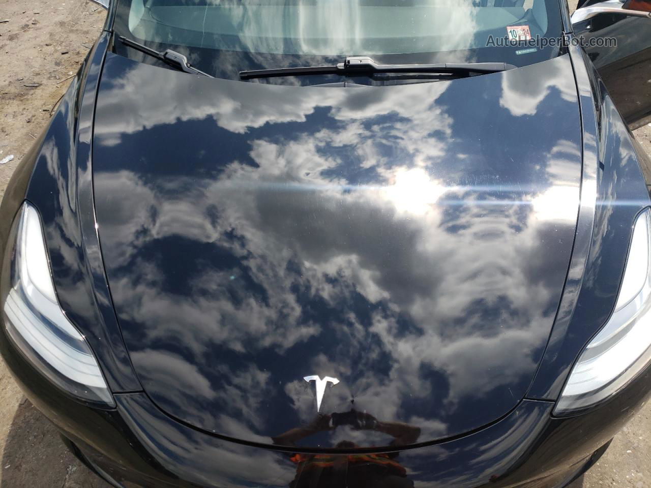 2019 Tesla Model 3  Черный vin: 5YJ3E1EA7KF410546