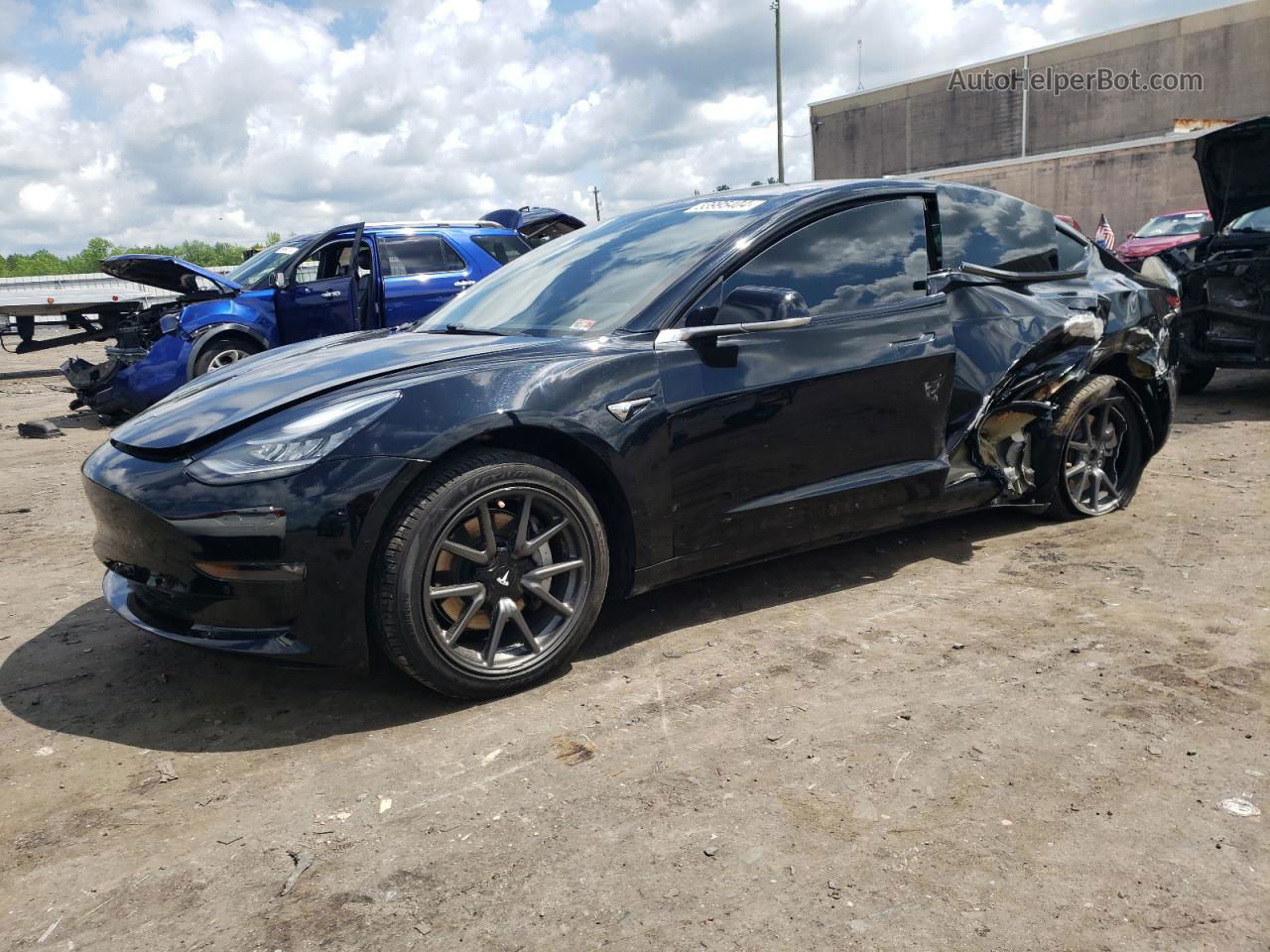 2019 Tesla Model 3  Черный vin: 5YJ3E1EA7KF410546