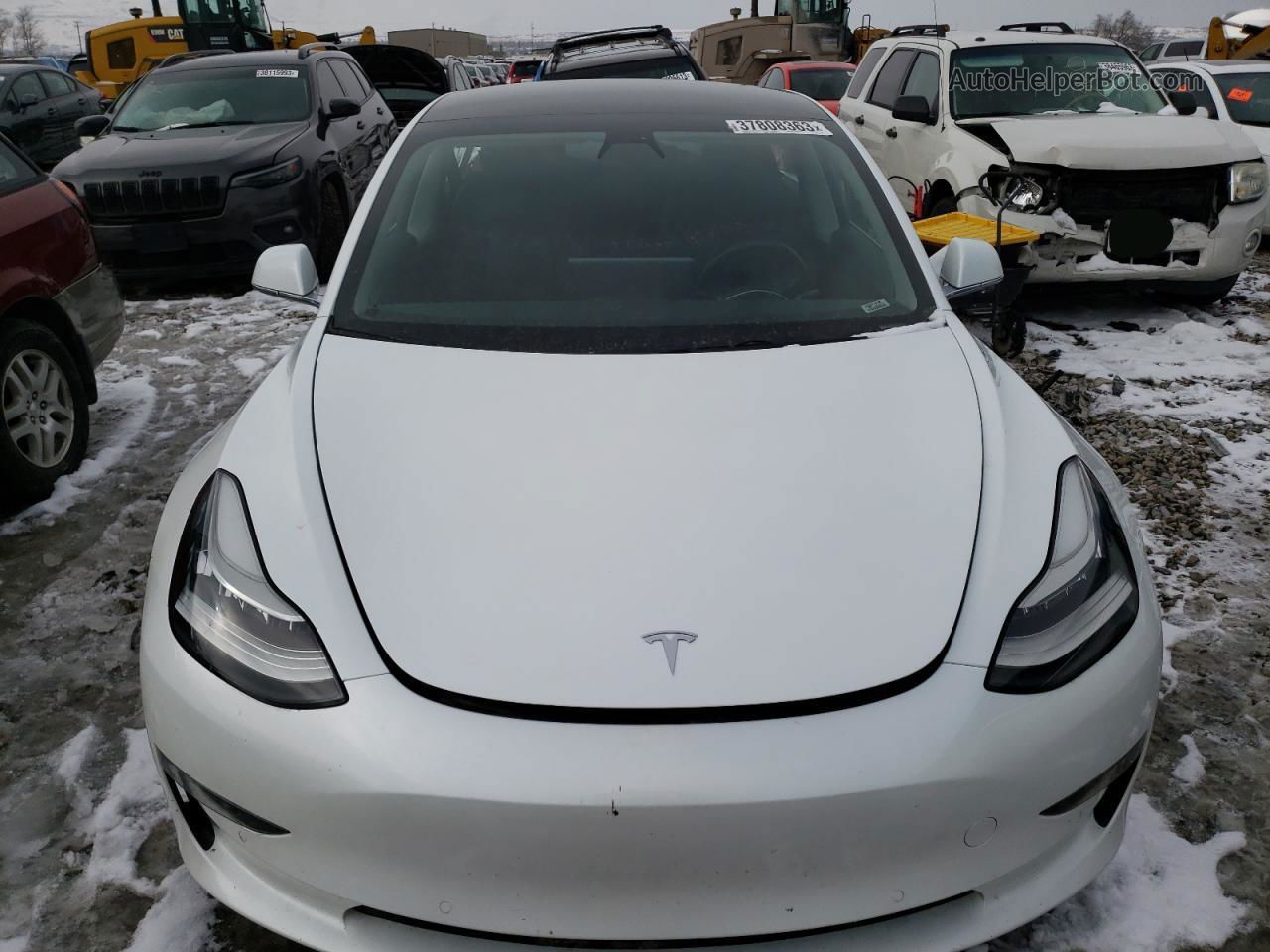 2019 Tesla Model 3  White vin: 5YJ3E1EA7KF415911