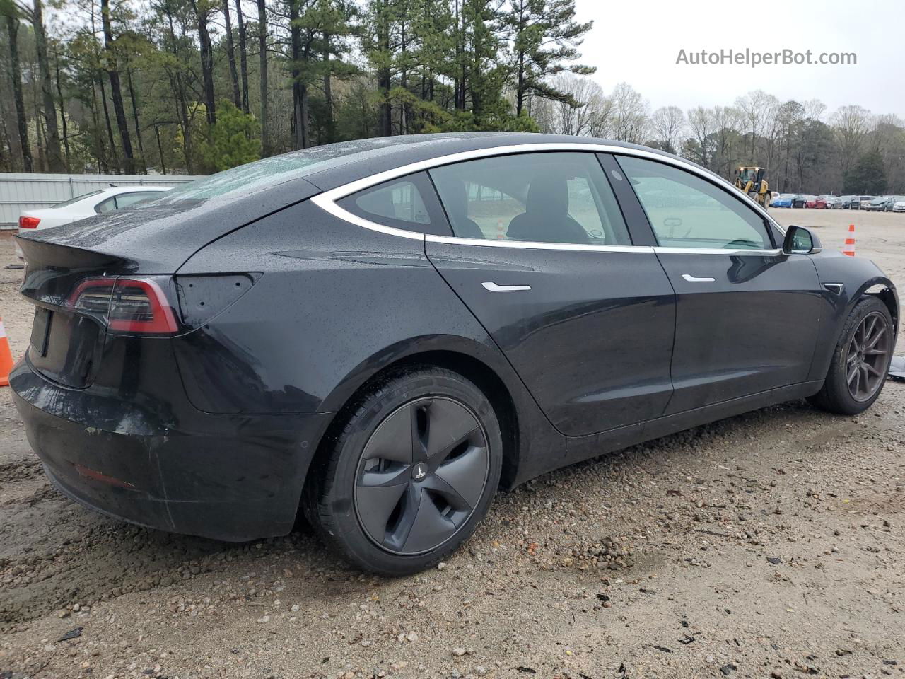 2019 Tesla Model 3  Черный vin: 5YJ3E1EA7KF422471