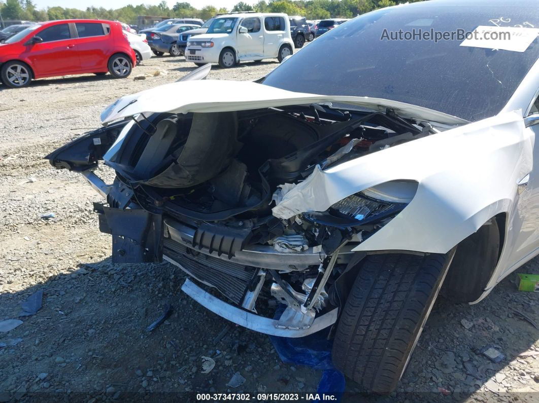 2019 Tesla Model 3 Mid Range/standard Range/standard Range Plus/long Range White vin: 5YJ3E1EA7KF509772