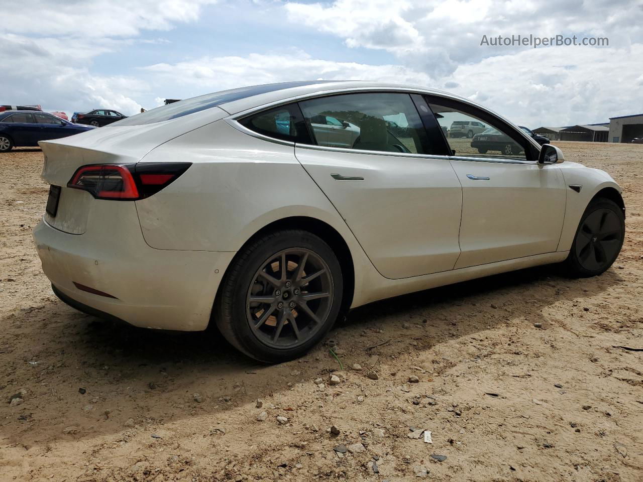 2020 Tesla Model 3  White vin: 5YJ3E1EA7LF709956