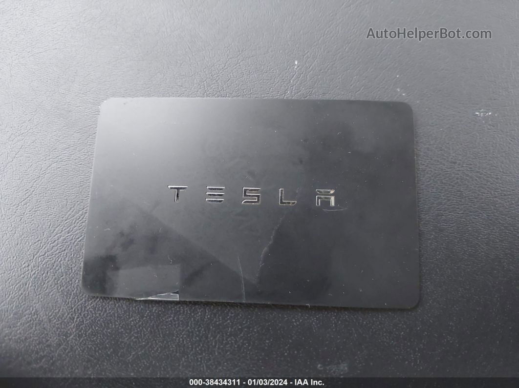 2020 Tesla Model 3 Standard Range Plus Rear-wheel Drive/standard Range Rear-wheel Drive Серый vin: 5YJ3E1EA7LF718012