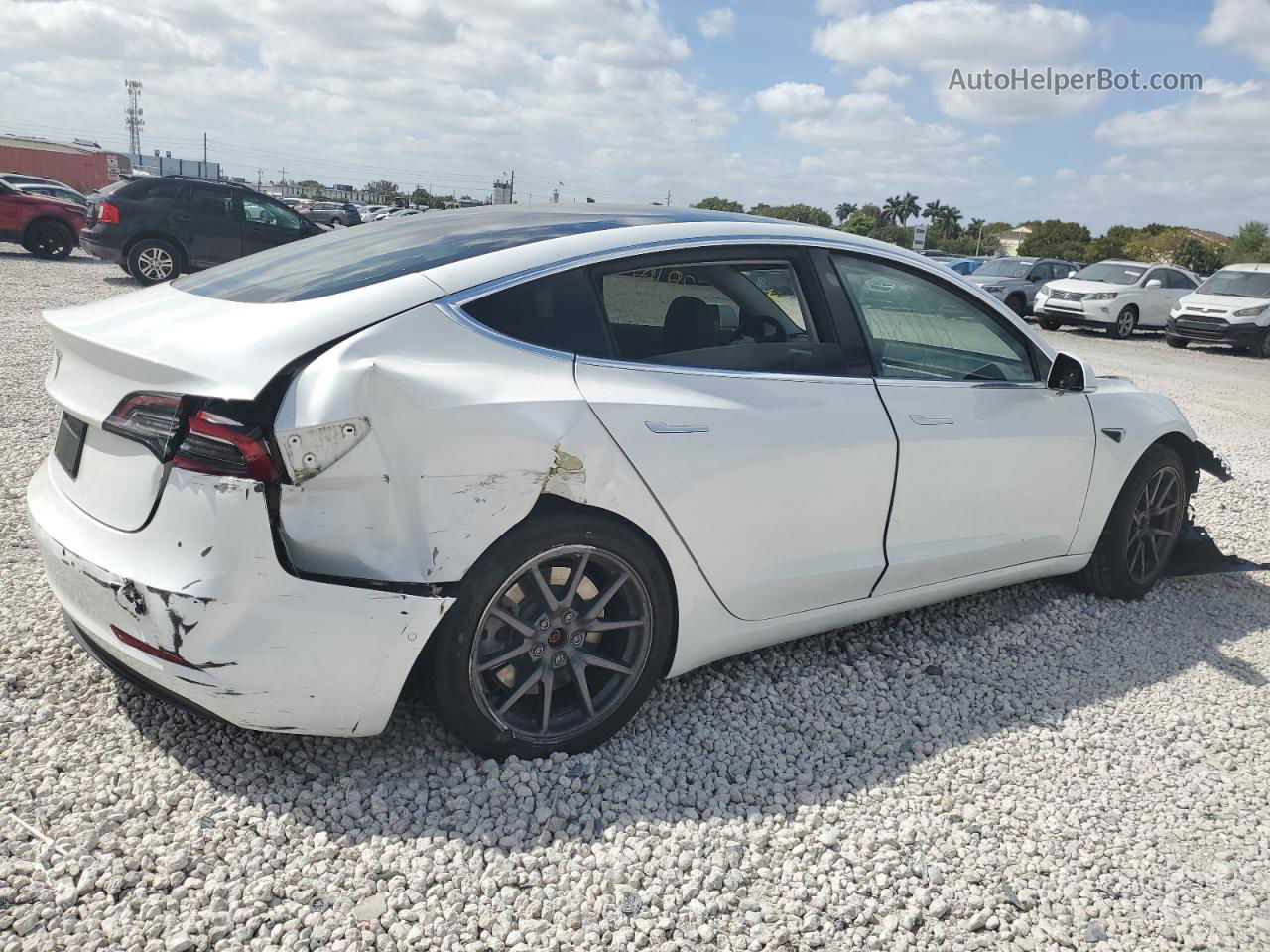 2020 Tesla Model 3  White vin: 5YJ3E1EA7LF737210