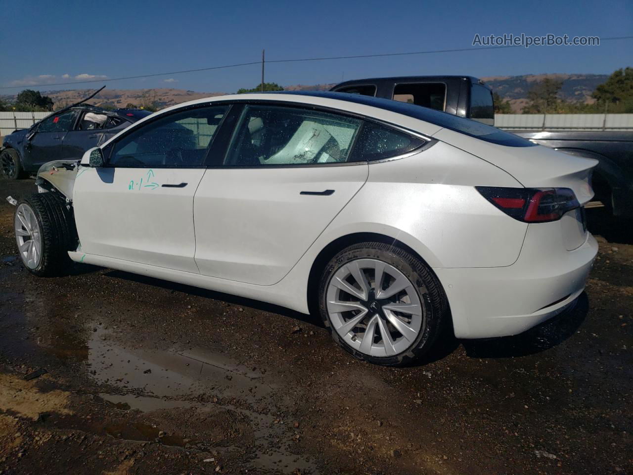 2022 Tesla Model 3  White vin: 5YJ3E1EA7NF144126