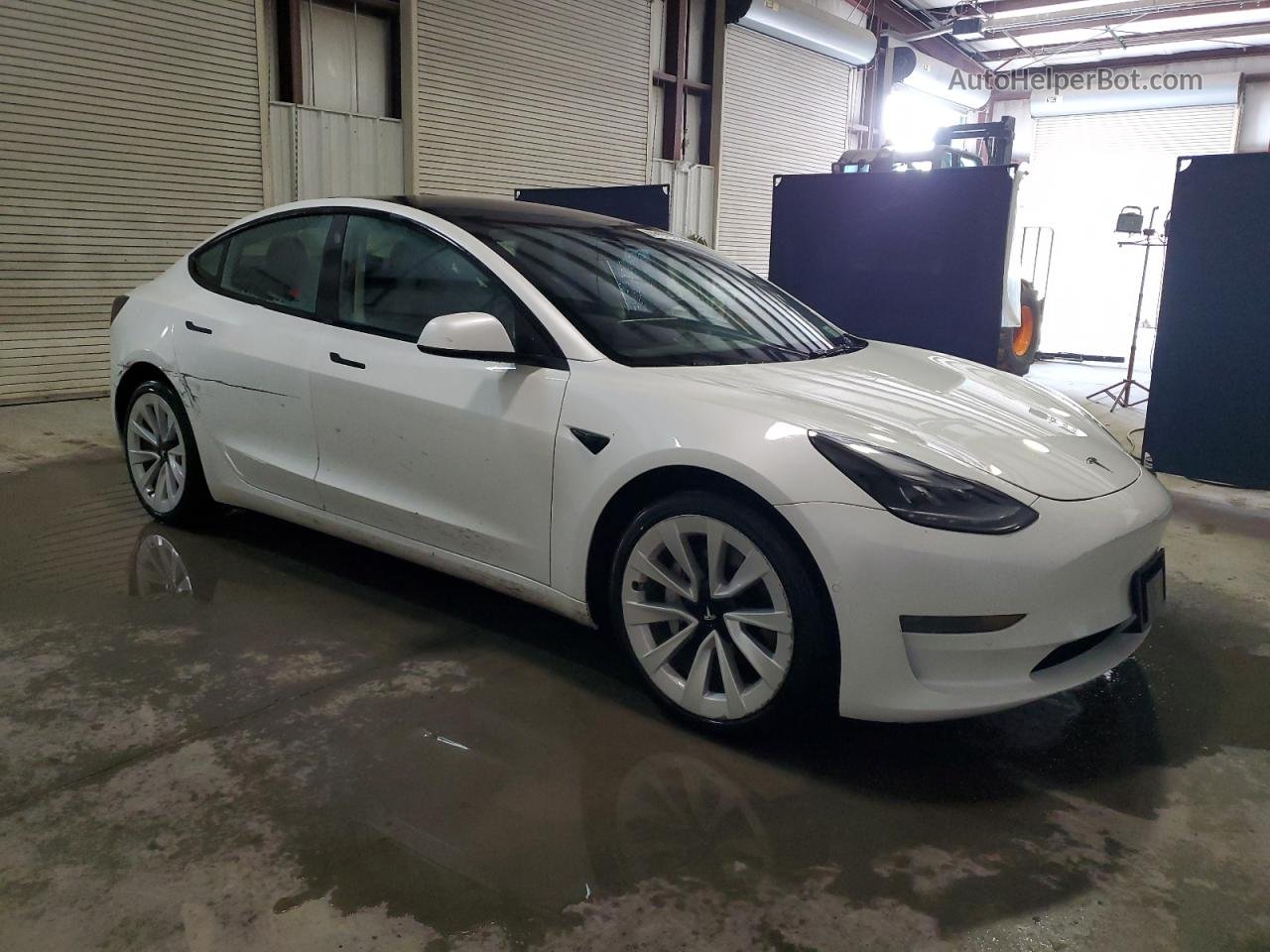 2022 Tesla Model 3  White vin: 5YJ3E1EA7NF187798