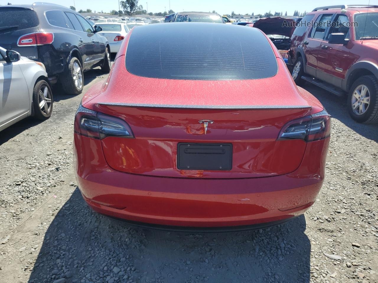 2022 Tesla Model 3  Red vin: 5YJ3E1EA7NF331205