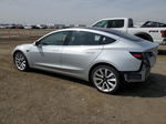 2018 Tesla Model 3  Серебряный vin: 5YJ3E1EA8JF012146