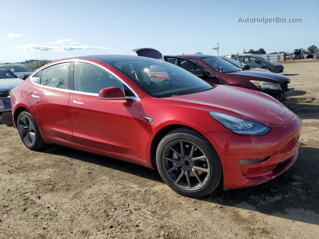 2018 Tesla Model 3  Red vin: 5YJ3E1EA8JF058107