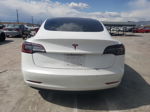 2018 Tesla Model 3  White vin: 5YJ3E1EA8JF076056