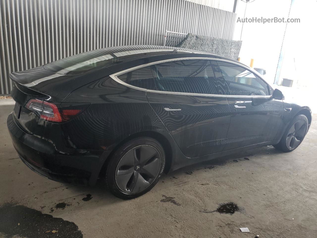 2018 Tesla Model 3  Black vin: 5YJ3E1EA8JF173175