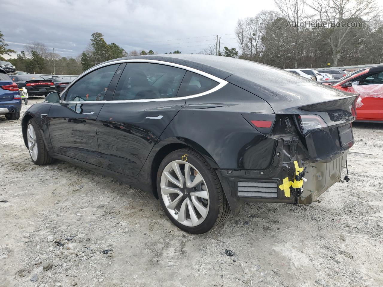 2019 Tesla Model 3  Черный vin: 5YJ3E1EA8KF302307