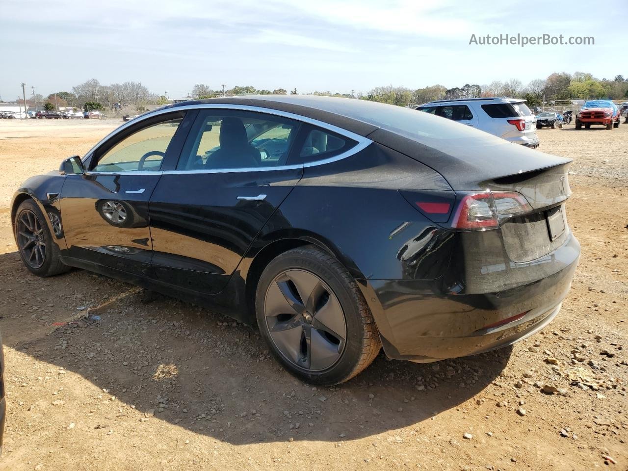 2019 Tesla Model 3  Черный vin: 5YJ3E1EA8KF307121