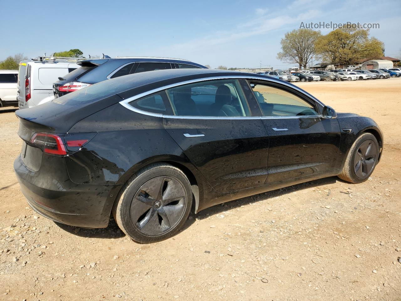 2019 Tesla Model 3  Черный vin: 5YJ3E1EA8KF307121