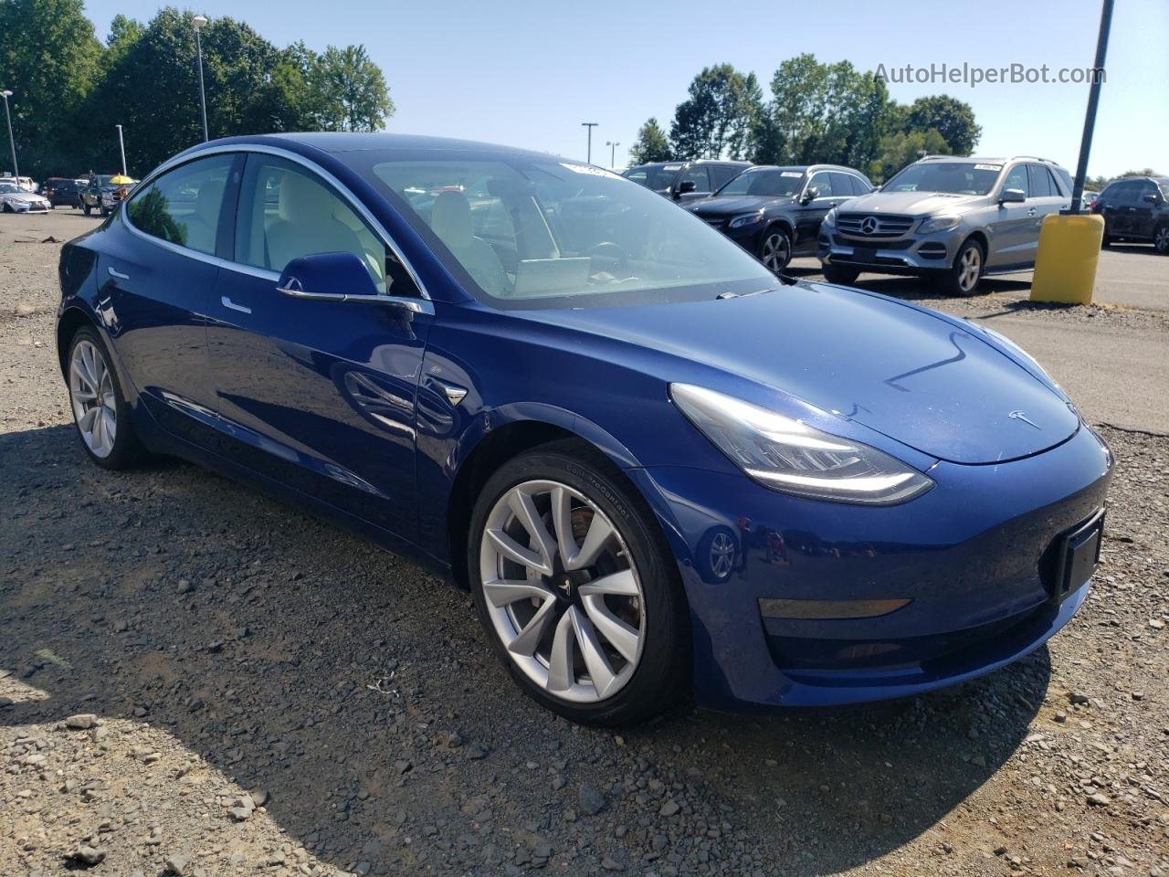 2019 Tesla Model 3  Blue vin: 5YJ3E1EA8KF432099