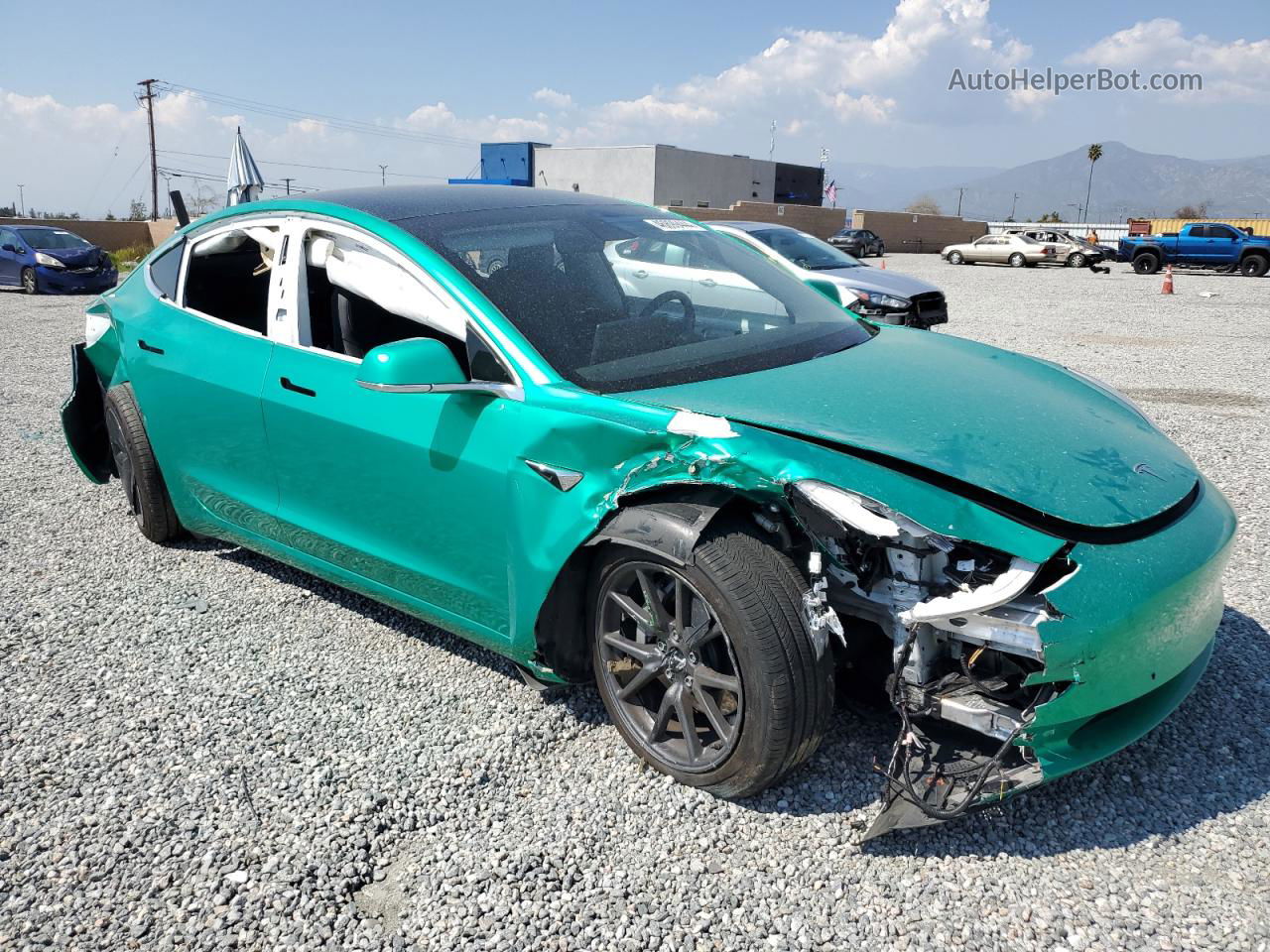 2019 Tesla Model 3  Green vin: 5YJ3E1EA8KF482842