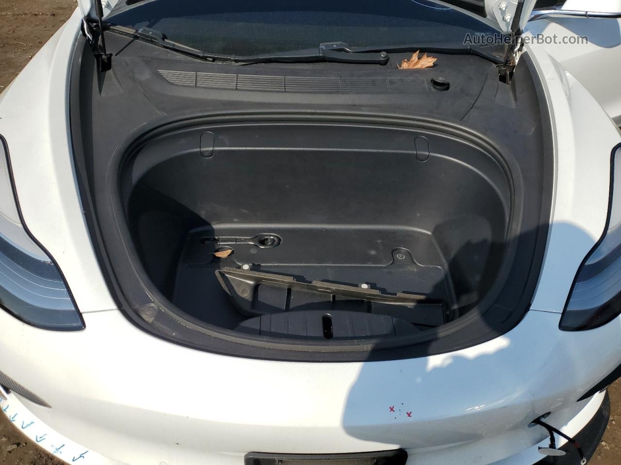 2019 Tesla Model 3  Белый vin: 5YJ3E1EA8KF483456