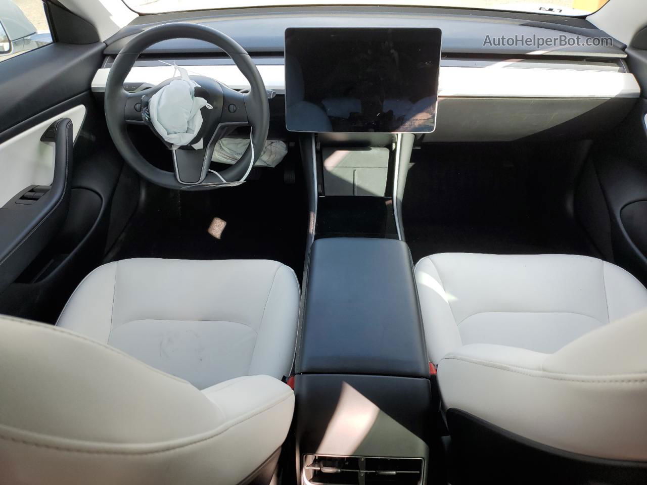 2020 Tesla Model 3  White vin: 5YJ3E1EA8LF717757