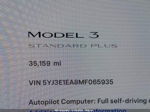 2021 Tesla Model 3 Standard Range Plus Rear-wheel Drive White vin: 5YJ3E1EA8MF065935