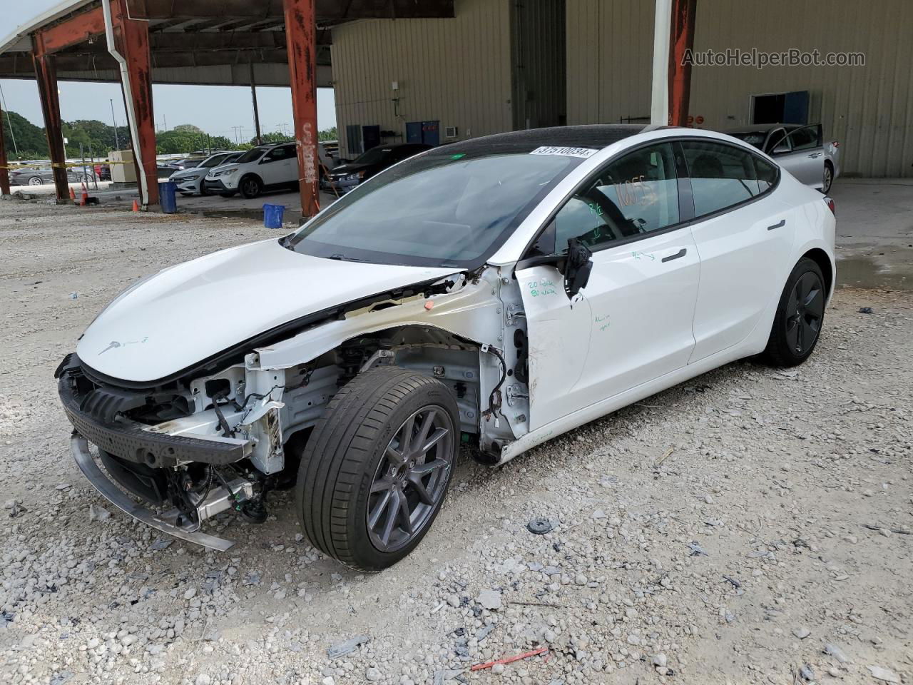 2021 Tesla Model 3  White vin: 5YJ3E1EA8MF082315