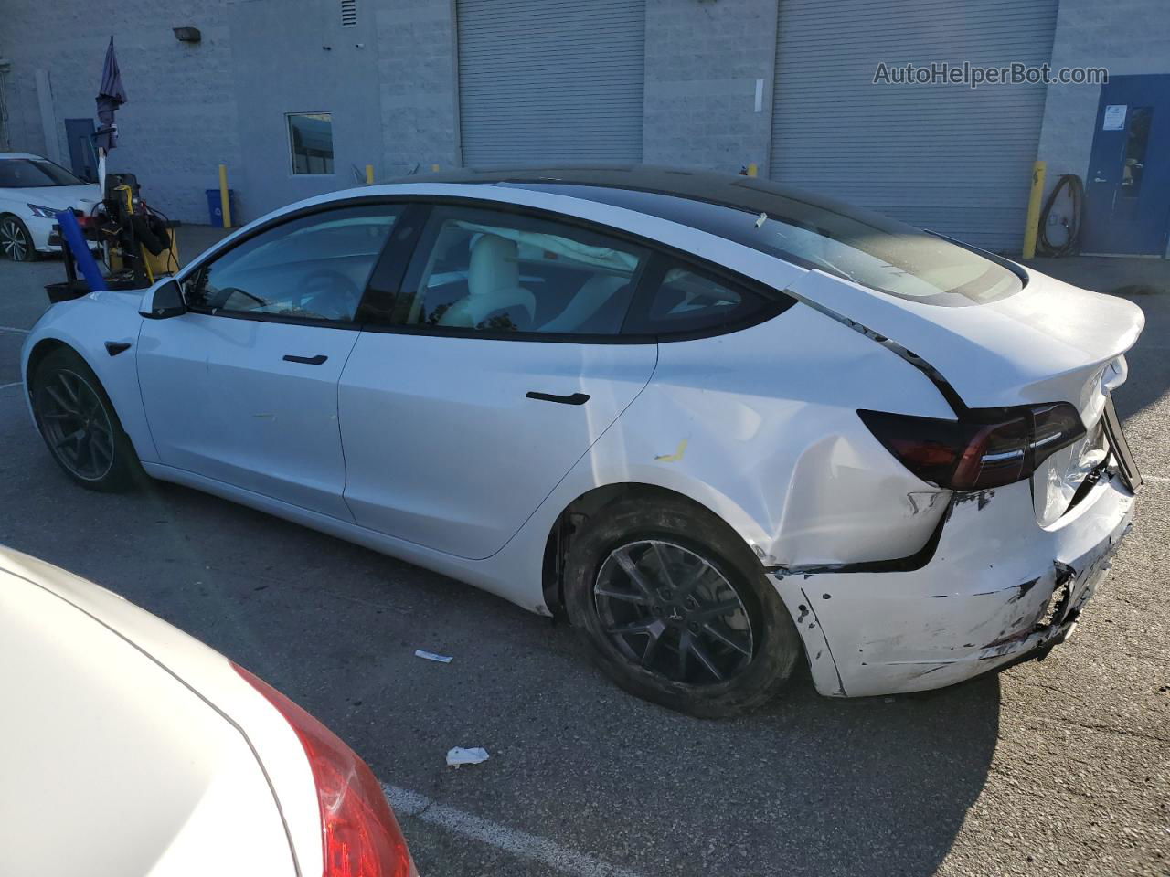 2022 Tesla Model 3  White vin: 5YJ3E1EA8NF358302