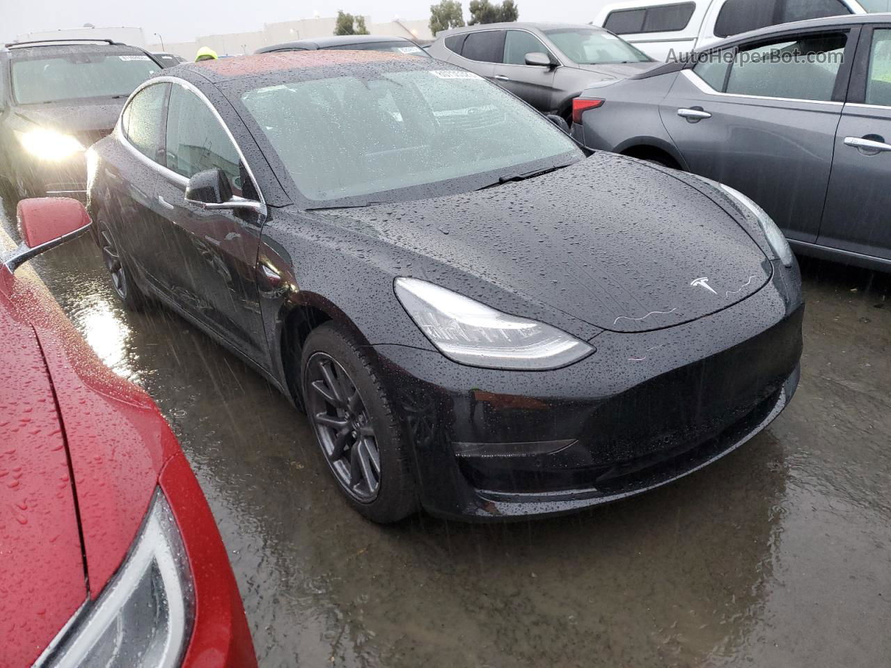 2018 Tesla Model 3  Черный vin: 5YJ3E1EA9JF018599