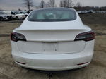 2018 Tesla Model 3  White vin: 5YJ3E1EA9JF050923