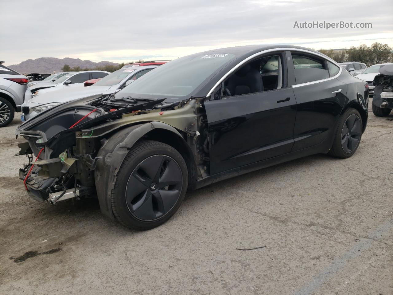 2018 Tesla Model 3  Черный vin: 5YJ3E1EA9JF171869