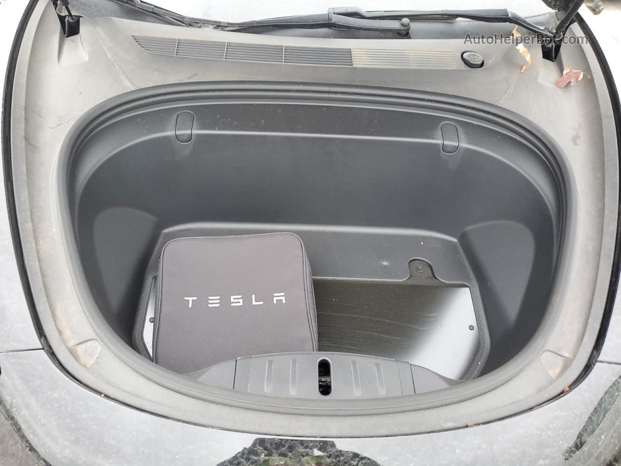 2019 Tesla Model 3  Black vin: 5YJ3E1EA9KF304583