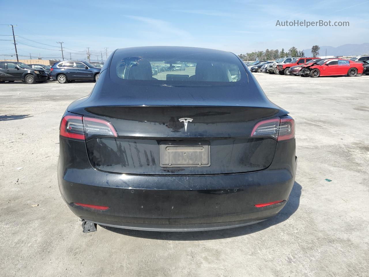 2019 Tesla Model 3  Черный vin: 5YJ3E1EA9KF305507