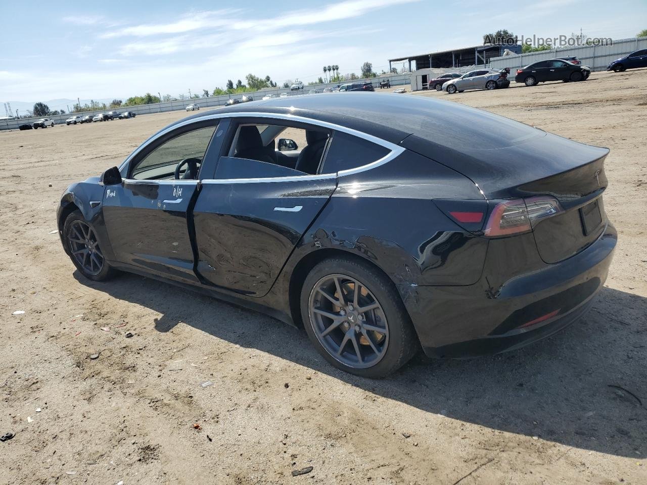 2019 Tesla Model 3  Black vin: 5YJ3E1EA9KF325109