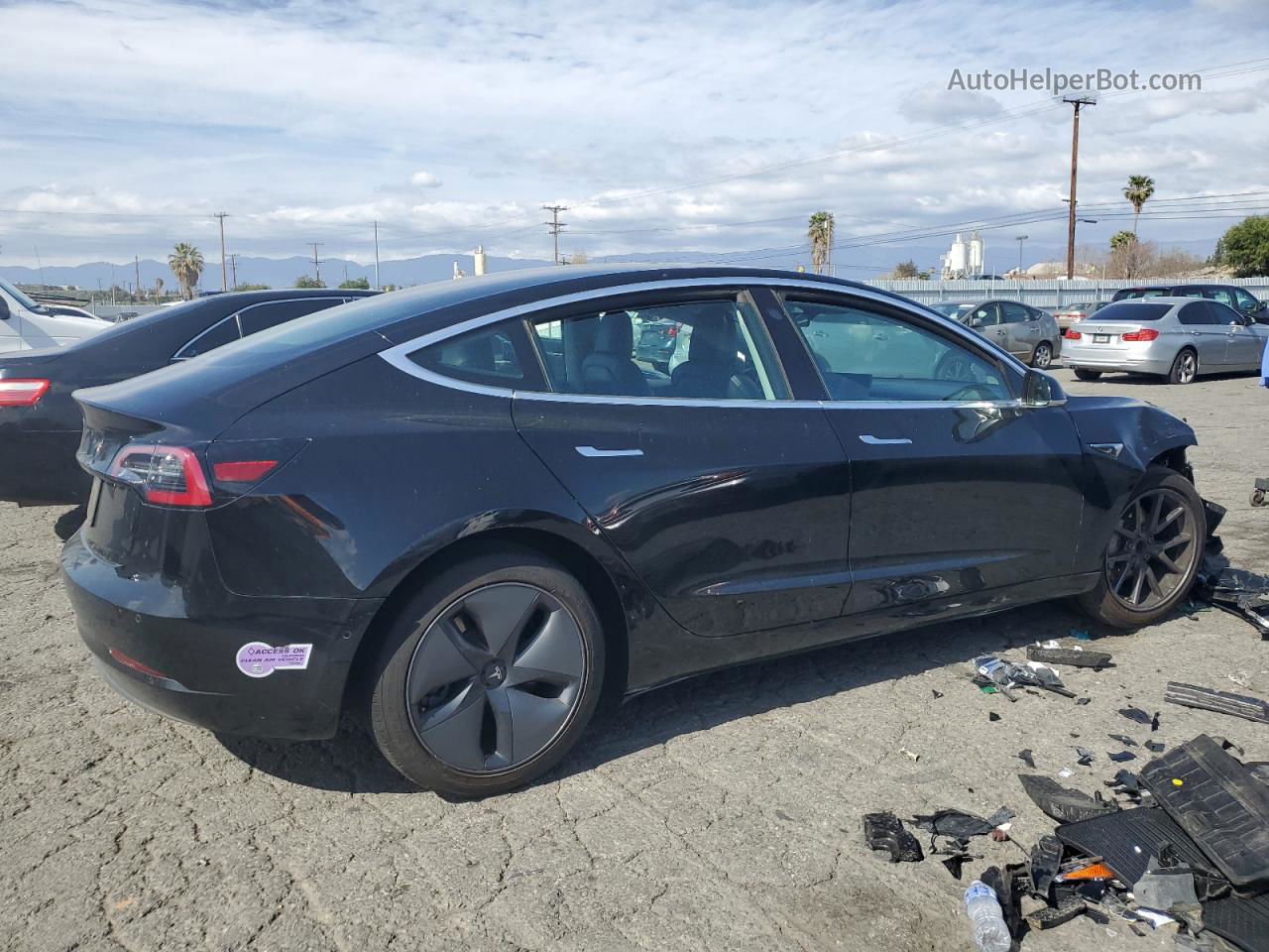 2019 Tesla Model 3  Black vin: 5YJ3E1EA9KF398268