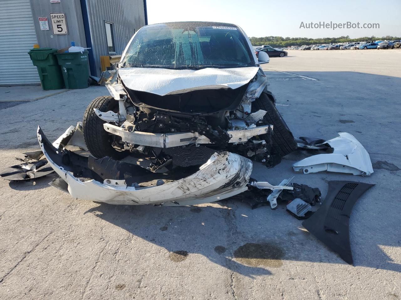 2019 Tesla Model 3  White vin: 5YJ3E1EA9KF401363