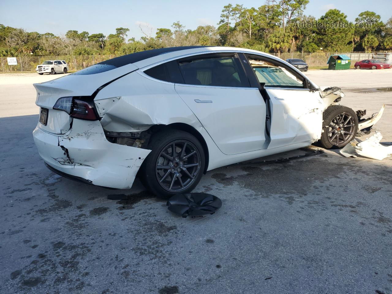 2019 Tesla Model 3  White vin: 5YJ3E1EA9KF401363