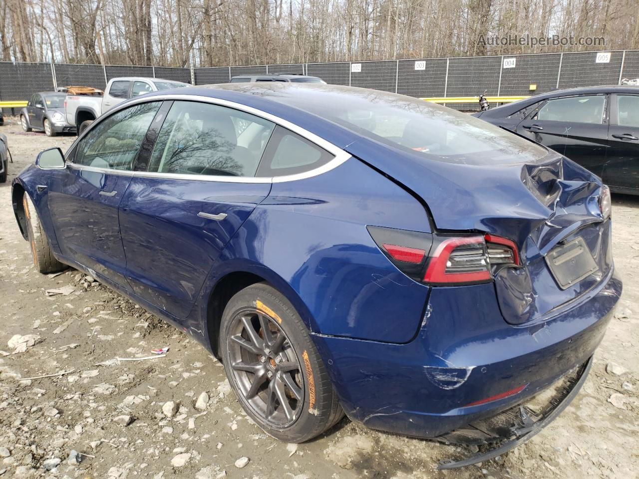 2019 Tesla Model 3  Синий vin: 5YJ3E1EA9KF411858