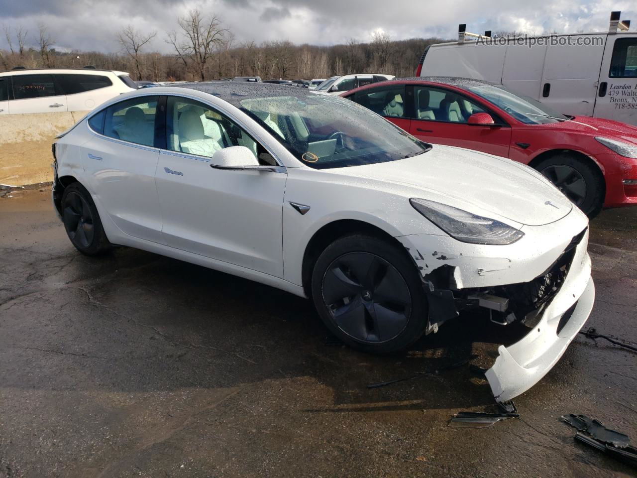 2019 Tesla Model 3  White vin: 5YJ3E1EA9KF417739